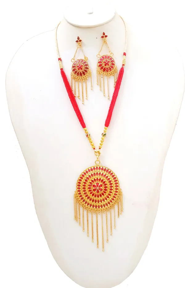 Assamese_Traditional_Red_Colour_Japi_Tassel_Set_For_Women